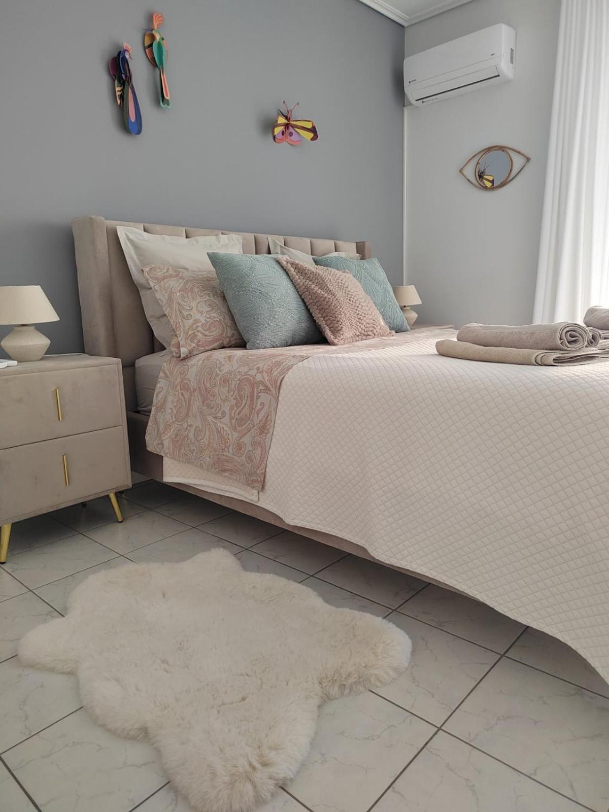 The Cozy Seaside Apartment Návpaktosz Kültér fotó